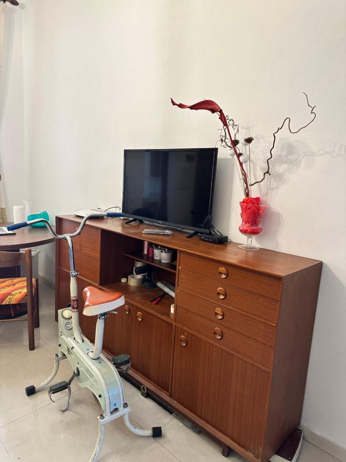 Alloggio In Centro Ben Servito Σαβόνα Εξωτερικό φωτογραφία